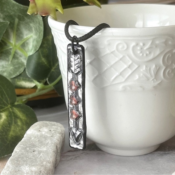 5 For $25💫Silver Arrow
3-DHeart Pendant Necklace - Picture 5 of 5